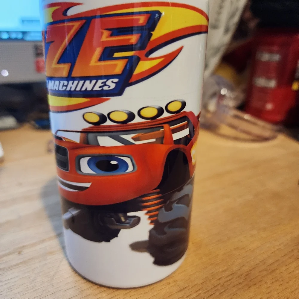 Blaze and the Monster Machines Mug - Picture 6 of 11